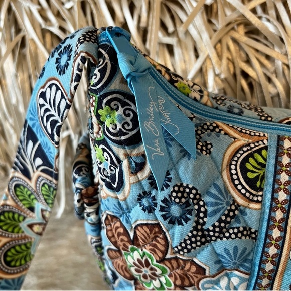 VERA BRADLEY Bali Blue 2009 On The Go Crossbody Commuter Blue Brown Zip Top - Picture 3 of 14